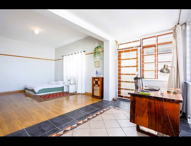 3 BEDROOM FREESTANDING TO LET IN MUIZENBERG